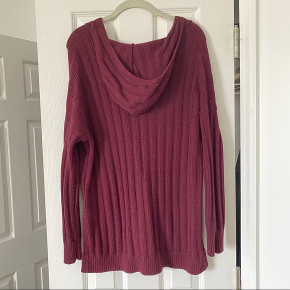 American Eagle Sweater - Picture 2 of 3